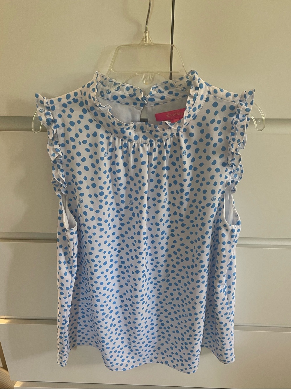 Lilly Pulitzer Sleeves Blue Dots Ruffle Neck - Size XS